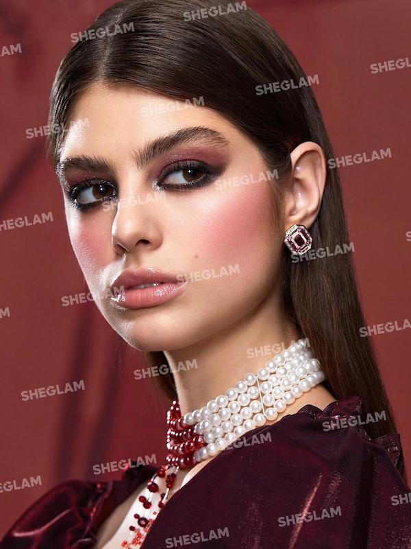 پالت هایلایتر رژگونه شیگلم از کالکشن Crimson Butterfly